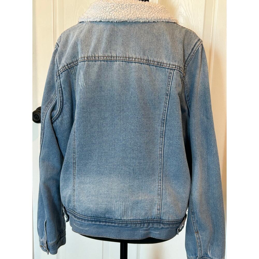 Jade & Ivory Womens L Light Wash Distressed Sherpa Lined Denim Jacket Cozy EUC - Picture 7 of 10